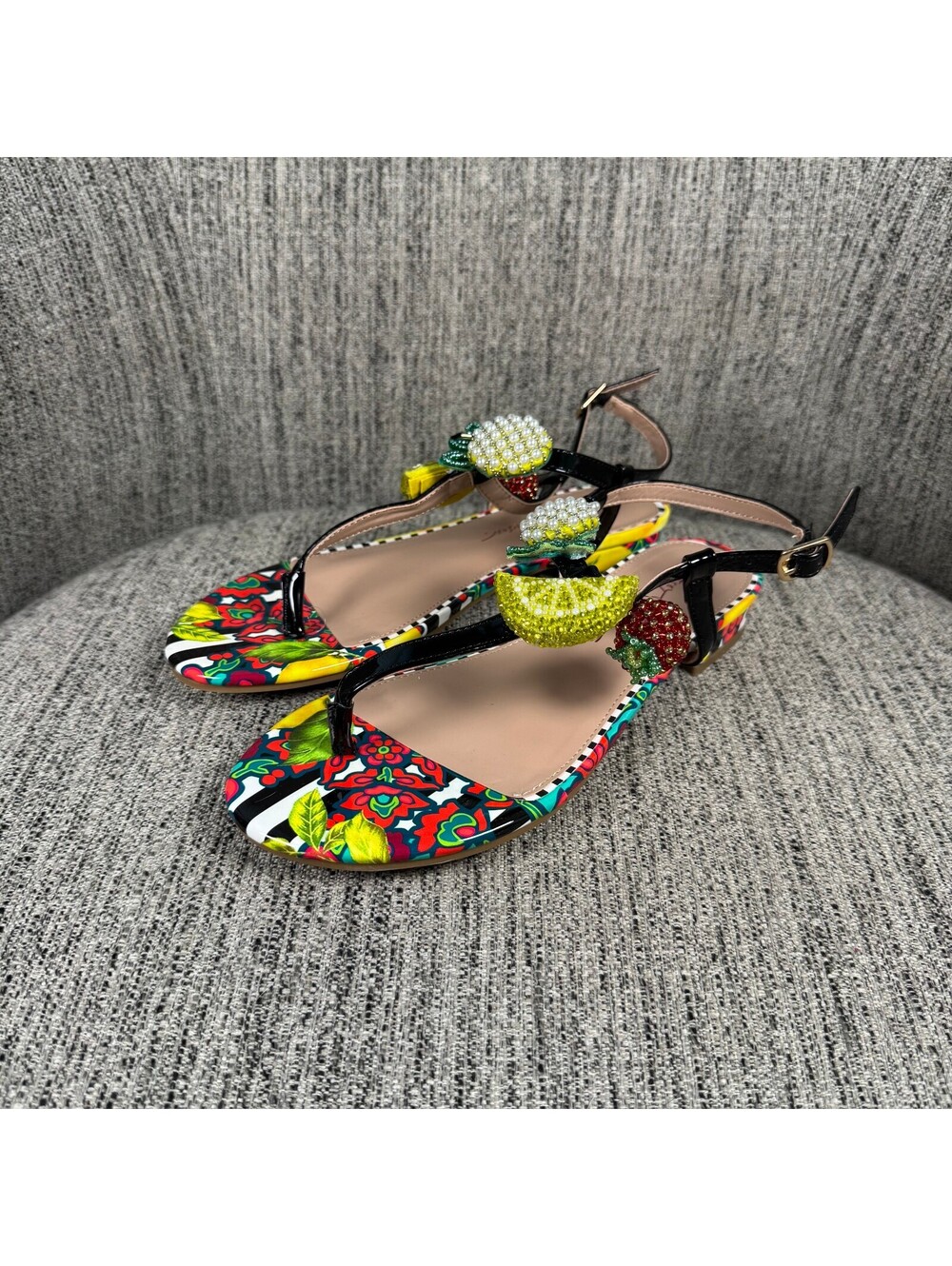 Betsey Johnson Aniston Sandals Womens 8 Beaded Fruit Rhinestone Black